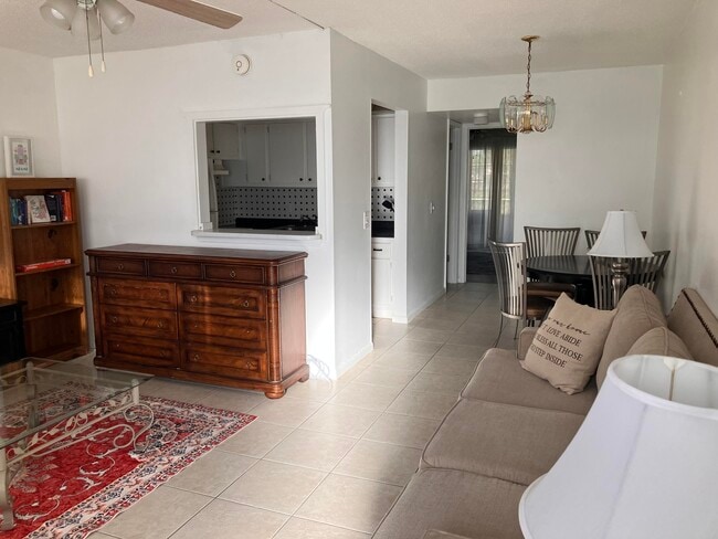 Building Photo - 130 Northampton G