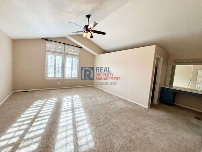 Building Photo - 1031 Surlyn Ct