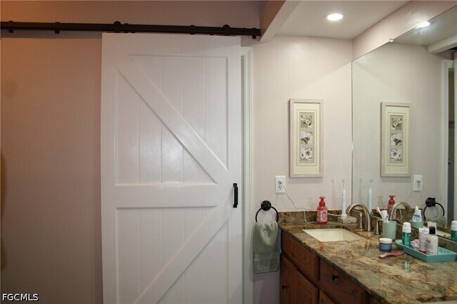 Building Photo - 20919 Villareal Way