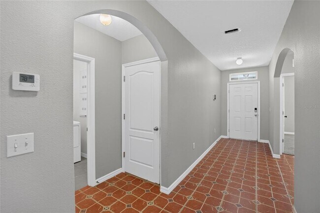Building Photo - 16441 Treasure Point Dr
