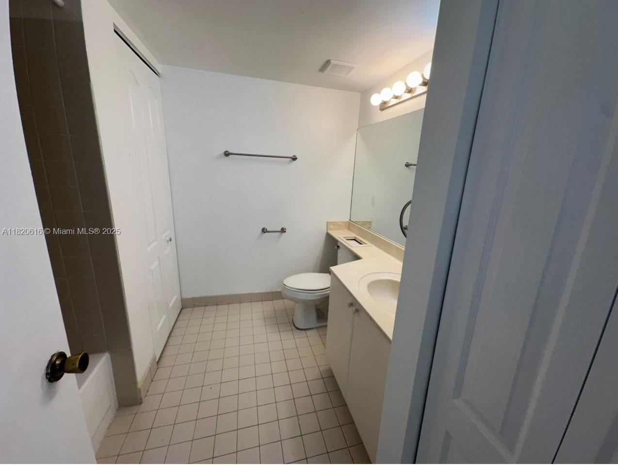 Building Photo - 4659 NW 97th Ct