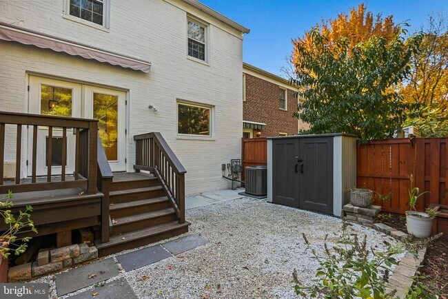 Building Photo - 2314 Wheystone Ct