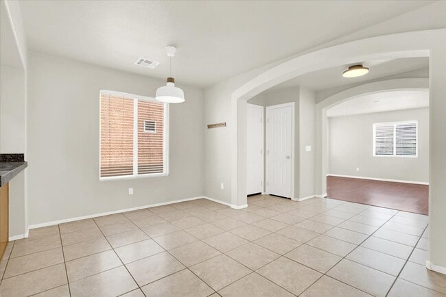 Building Photo - 6909 Graceful Cloud Ave