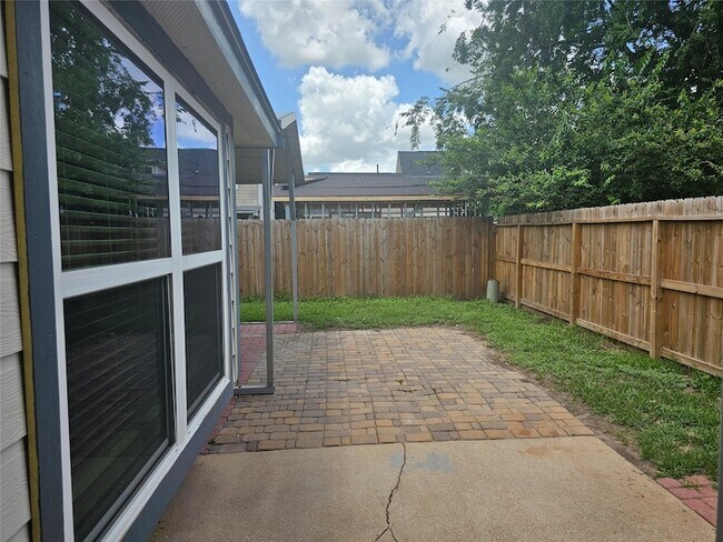 Building Photo - 19738 Swan Valley Dr
