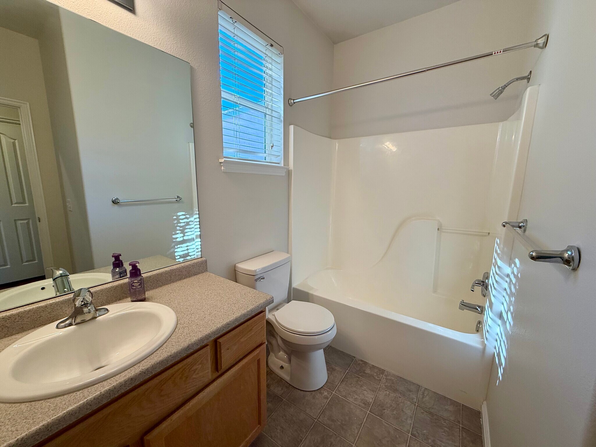 Building Photo - 7106 S Brittany Town Dr