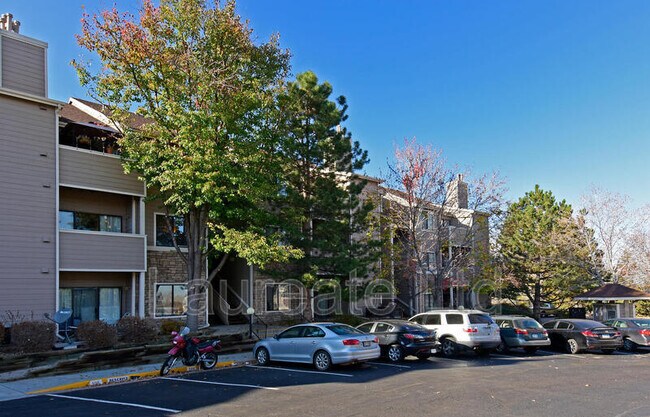 Primary Photo - 7388 S Alkire St