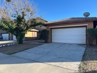 Building Photo - 3 bedroom- 2 bath Home in Victorville!