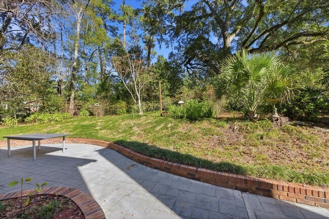 Building Photo - 602 Middlebrooks Cir