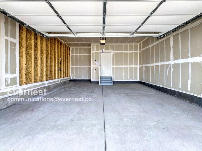 Building Photo - 3858 Riviera Ct