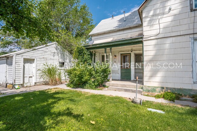 Building Photo - 167 N 100 E