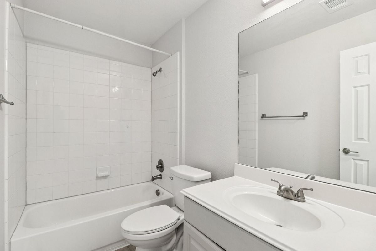 Building Photo - 23607 Silver Creek