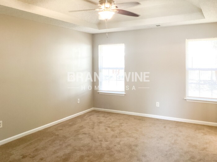 Building Photo - 2056 Registry Pl