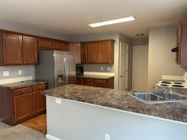 Building Photo - 2512 Rockaway Pl