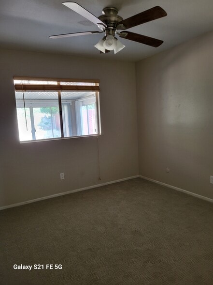 Building Photo - 4536 Beverly Glen Dr