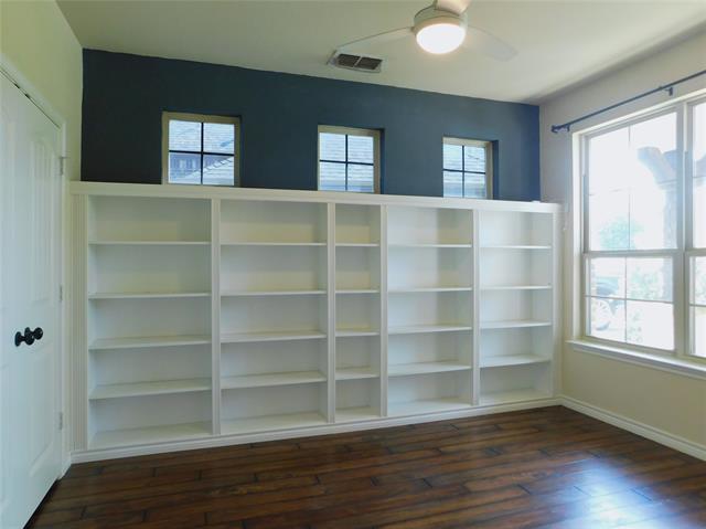 Building Photo - 2925 Morning Star Dr