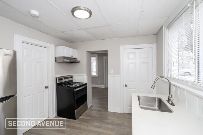 Building Photo - 922 Wells St