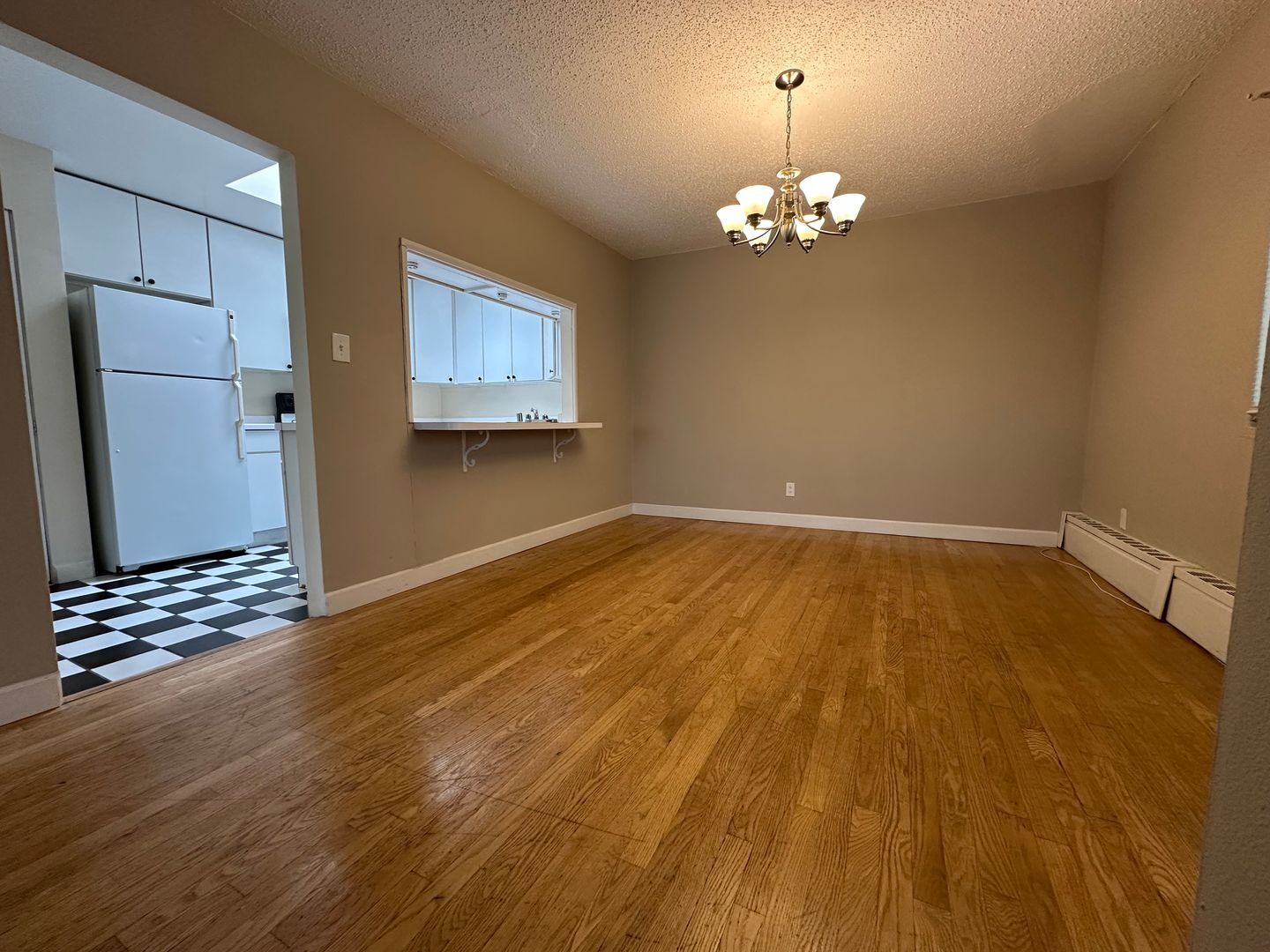 Interior Photo - 1321 Franklin