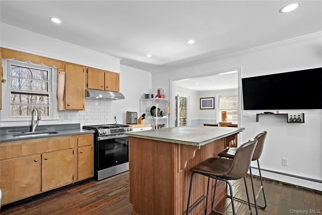 Building Photo - 37 Ridgeland Rd