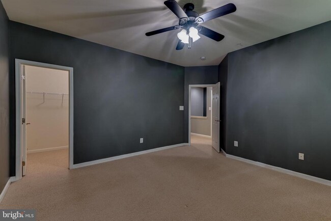 Building Photo - 44241 Beaver Creek Dr