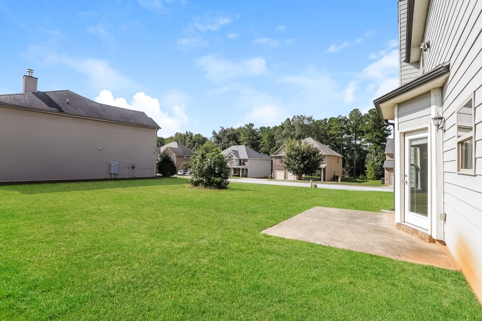 Building Photo - 110 Trevers Lake Dr