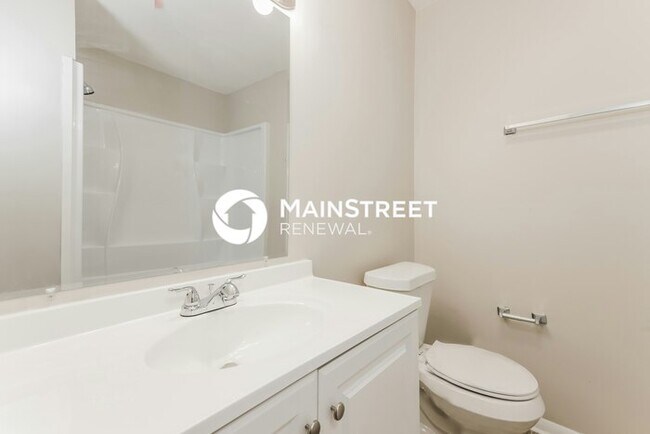 Building Photo - 3 Bedroom Pet-Friendly Home in BRANDON, FL with Main Street Renewal