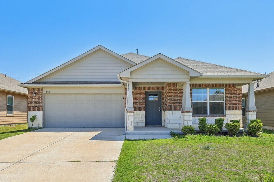 Primary Photo - 210 Seaholm Ln