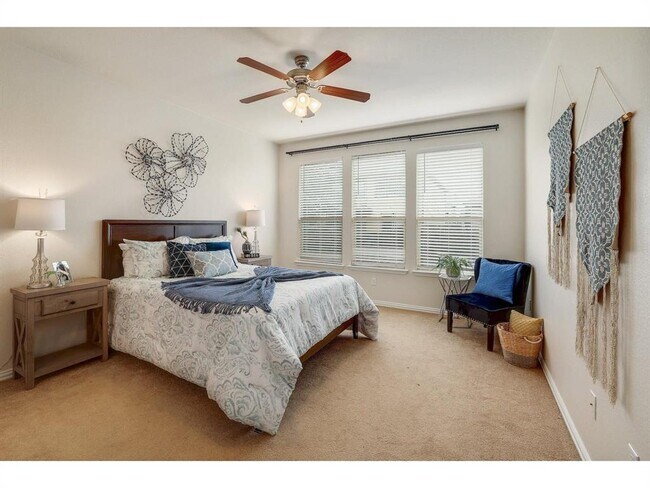 Building Photo - 16021 Travesia Way