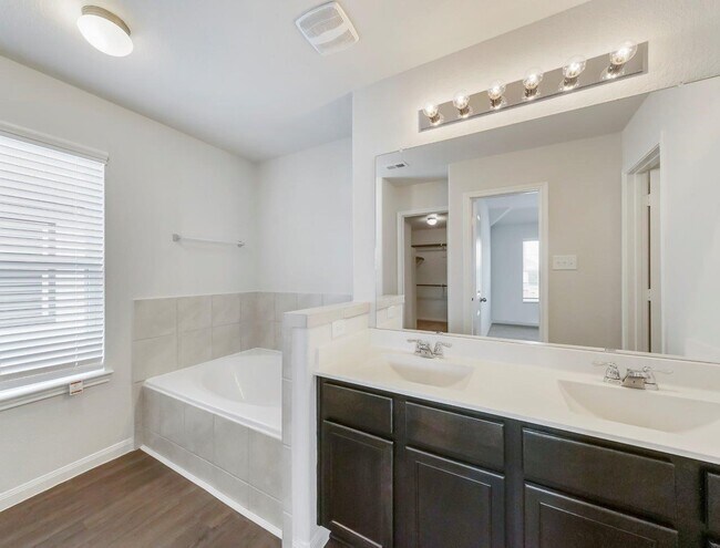Building Photo - 22114 Sovereign Hts Ln.