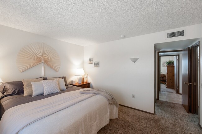 Building Photo - 12414 W Nugget Ct