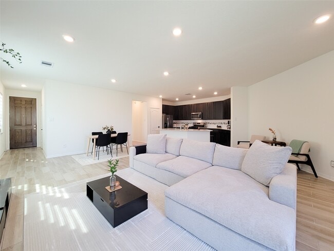 Building Photo - 8214 Leisure Pt Dr