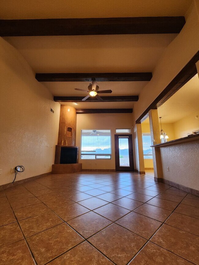 Building Photo - 2105 San Patricio Loop