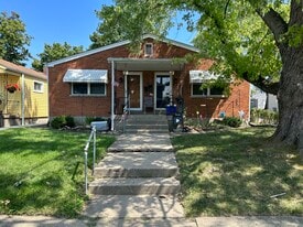 Building Photo - 364 Cleveland Ave