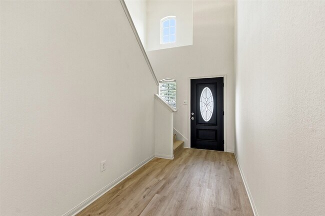 Building Photo - 12339 Ridgecrest Dr