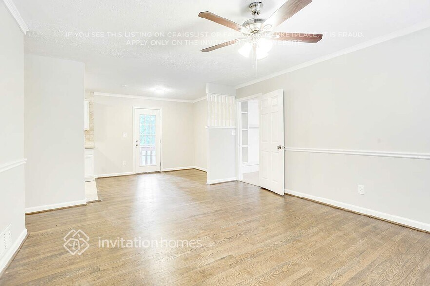 Building Photo - 3770 Cherokee Trails Dr SW