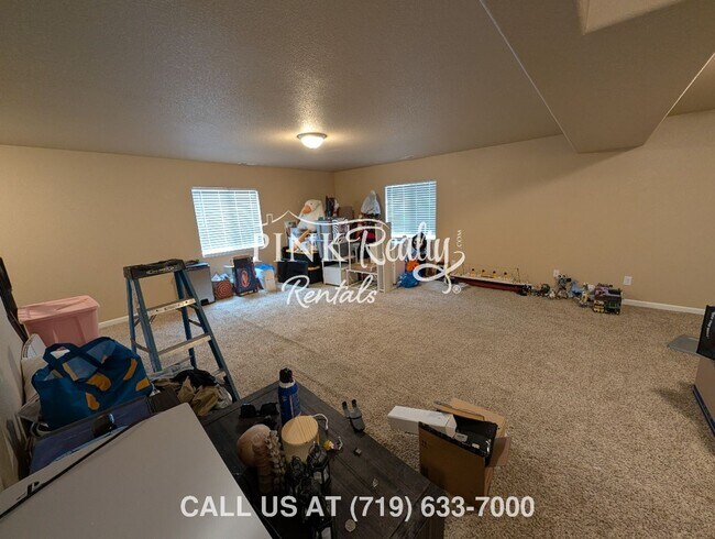Building Photo - 8377 Freestar Way