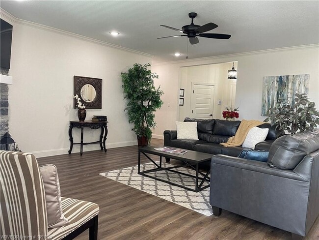 Building Photo - 9100 Maysview Ln