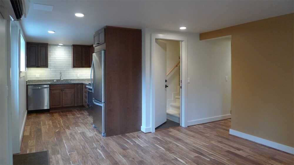 Building Photo - 7514 3rd Ave NW