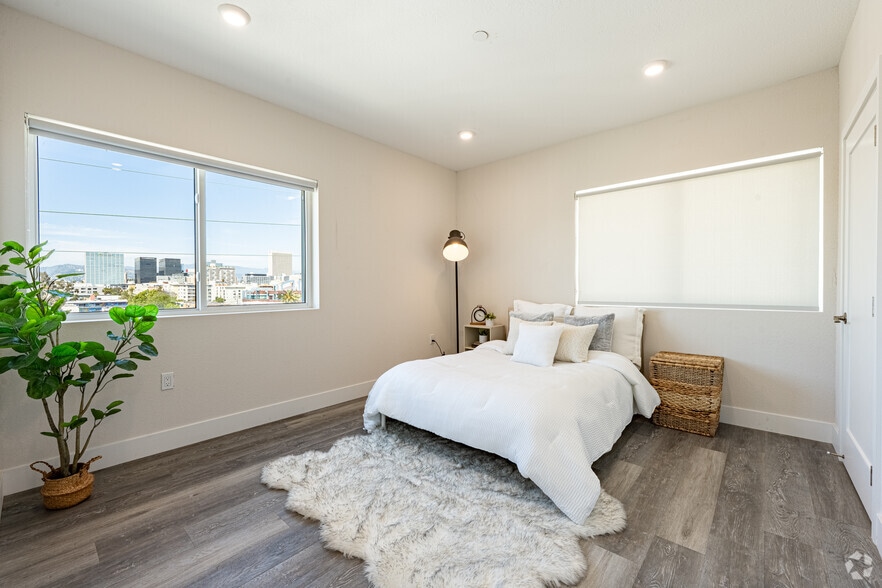 3BR, 3BA - 1,312SF - Second Bedroom - The Secret