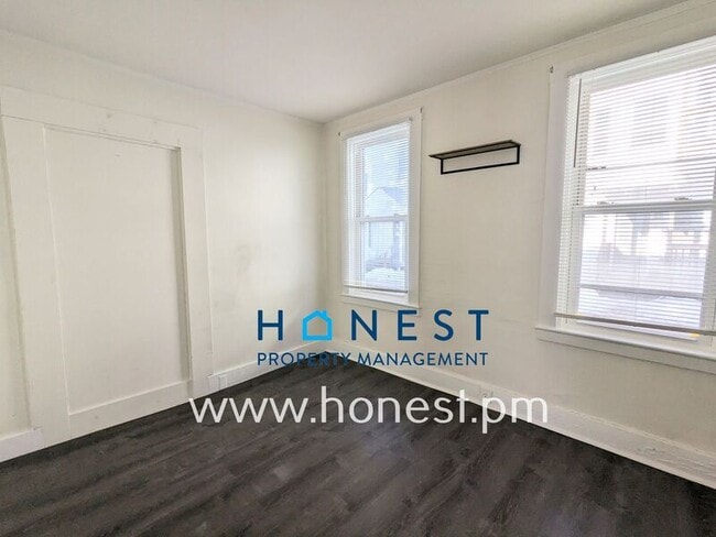 Building Photo - 30 Sewall St