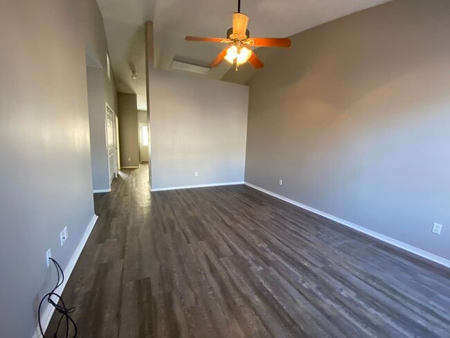 Building Photo - 2452 Southtown Blvd