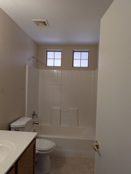 Building Photo - 9287 E Shasta Dr