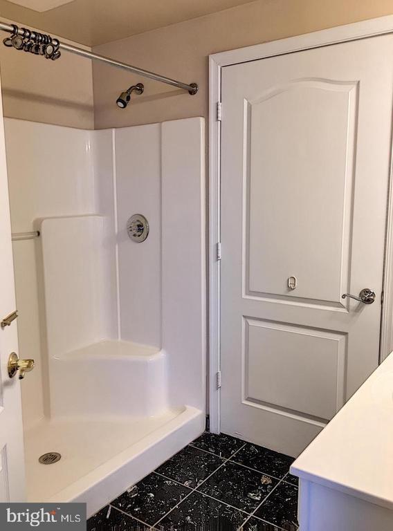 Building Photo - 901 N Monroe St