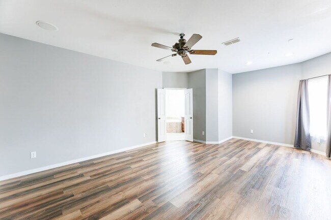 Building Photo - Spacious 3-Bedroom in Gated Community