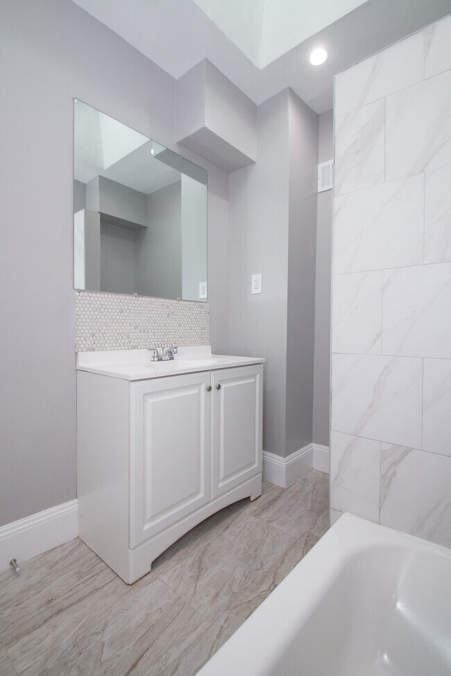 Building Photo - 3843 N Bouvier St