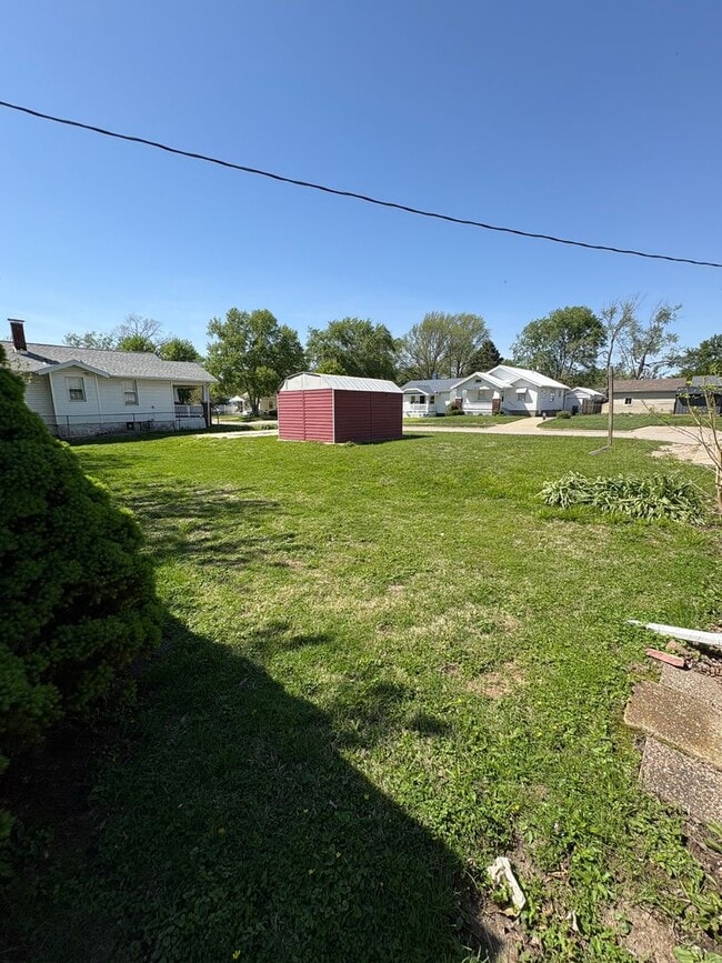 Building Photo - Single Family Home