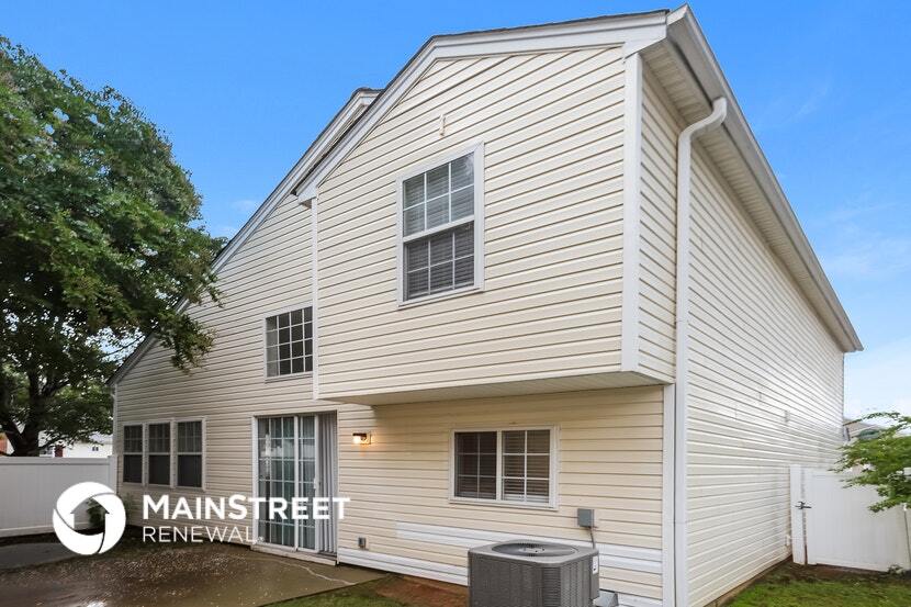 Building Photo - 688 Windcroft Cir NW