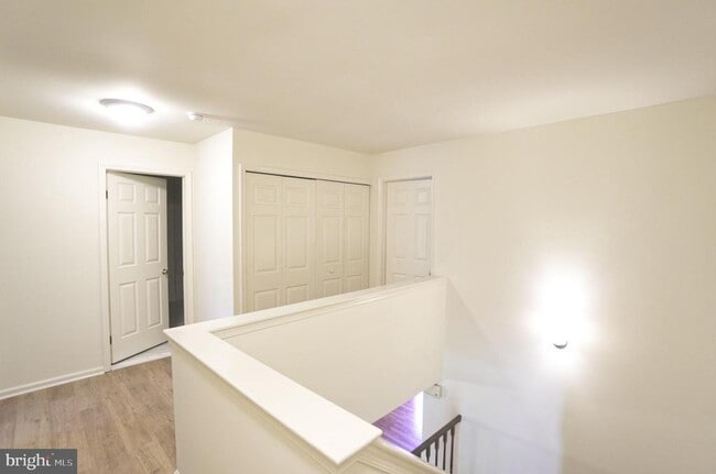 Building Photo - 1703 Smedley Ct