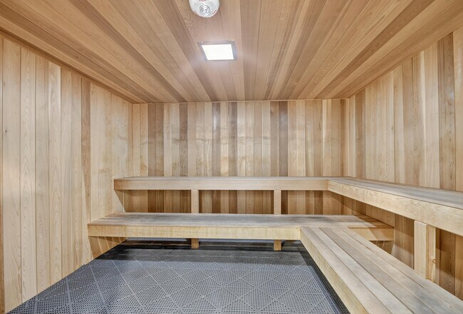 Building Photo - 14887 Bal Moral Ln