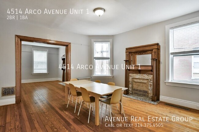 Building Photo - Charming 2-Bedroom Unit Near The Grove!