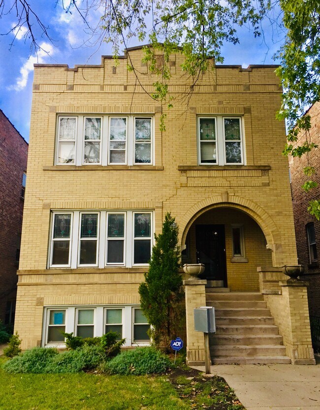 Building Photo - 1924 Kenilworth Ave